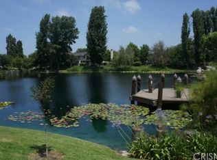 1195 N Voyager Ln, Anaheim, CA 92801