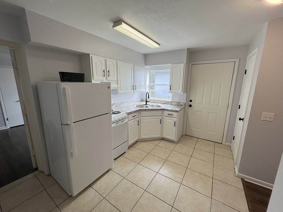 1st image of 515 N Boundary Ave Unit 2