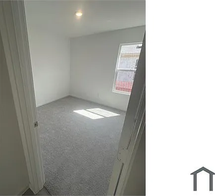 1713 Crossbill St — Photo 18