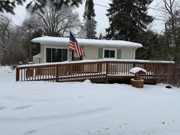 221 N Antler St, Gladwin, MI 48624