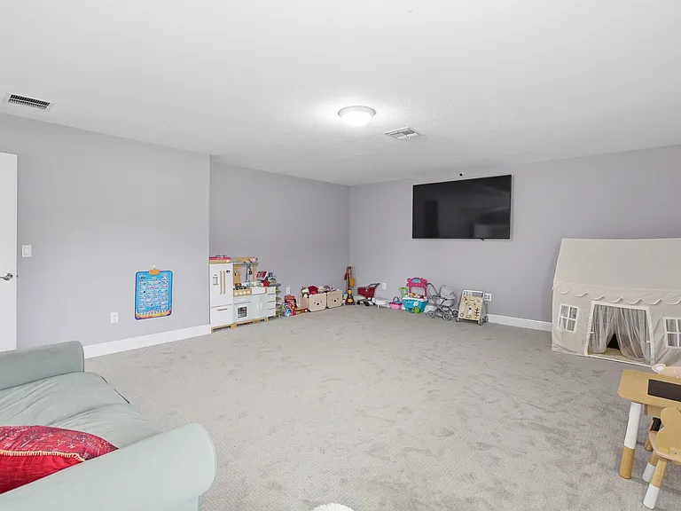 9844 Cabernet Ave — Photo 22