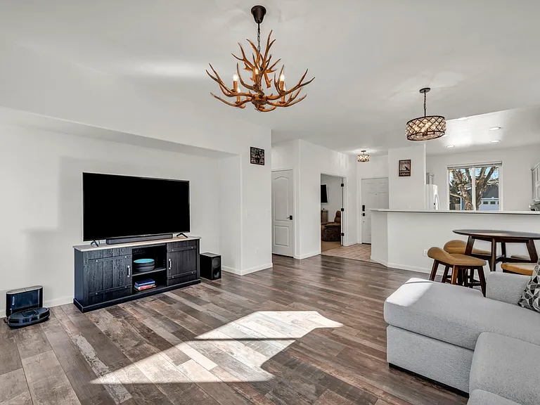 Stone Vista Ct — Photo 1