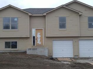1703 N Bay Ave, Independence, MO 64058