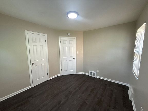 5th image of 12896 Grandmont Ave