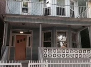 2779 Pond Pl, Bronx, NY 10458
