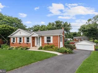 9134 Covered Bridge Rd, Parkville, MD 21234