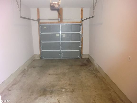 Orchard View 408 Garage
