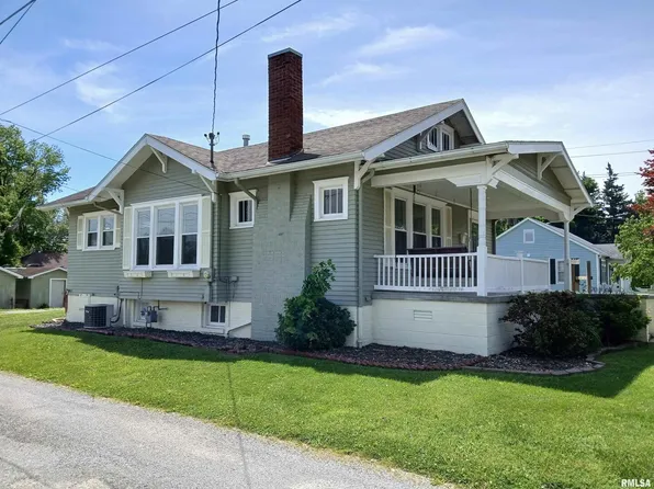 910 S Webster St, Harrisburg, IL 62946