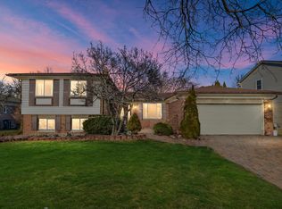 5055 Tyler Dr, Troy, MI 48085