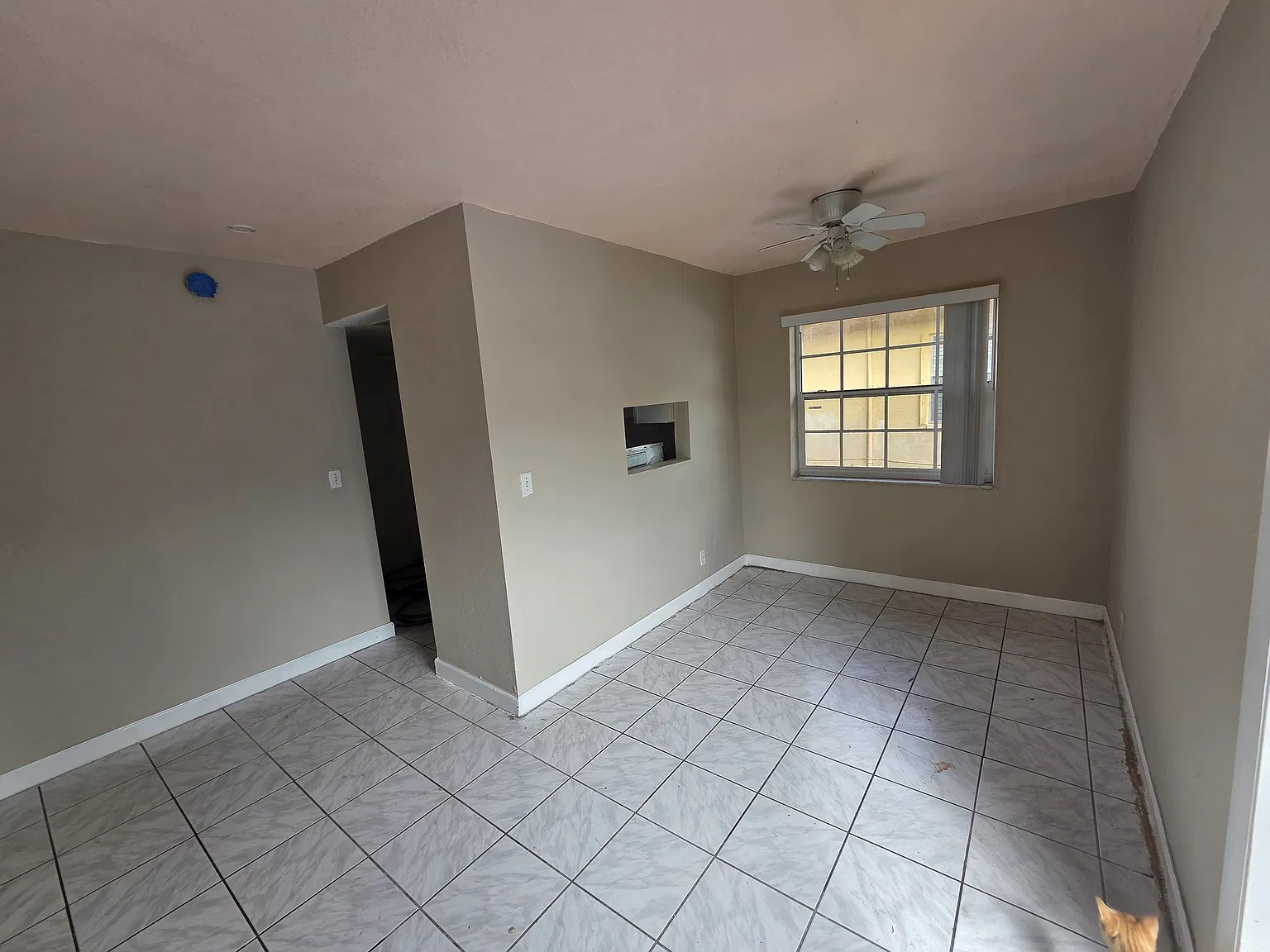 2 bed, 960 sqft, $2,000 — Photo 2