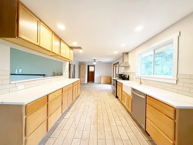 14011 Blackberry Ln NE — Photo 4
