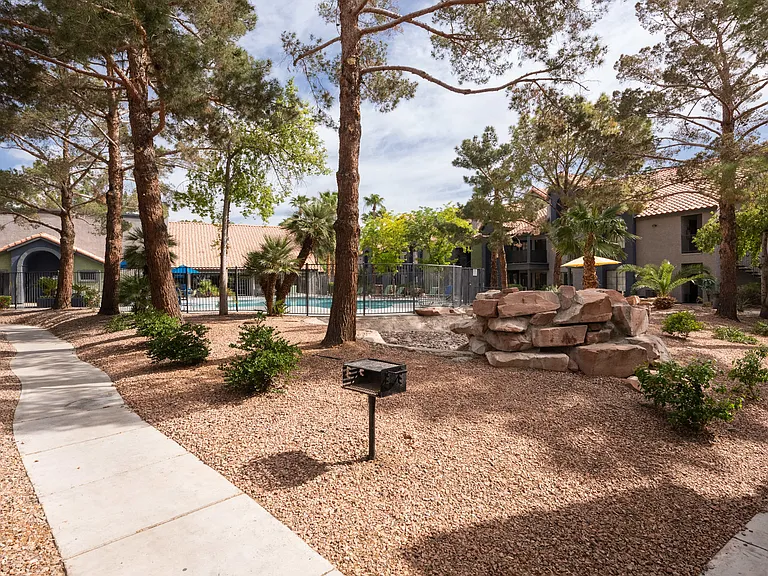 Boulevard at 4201 Apartments — Photo 76