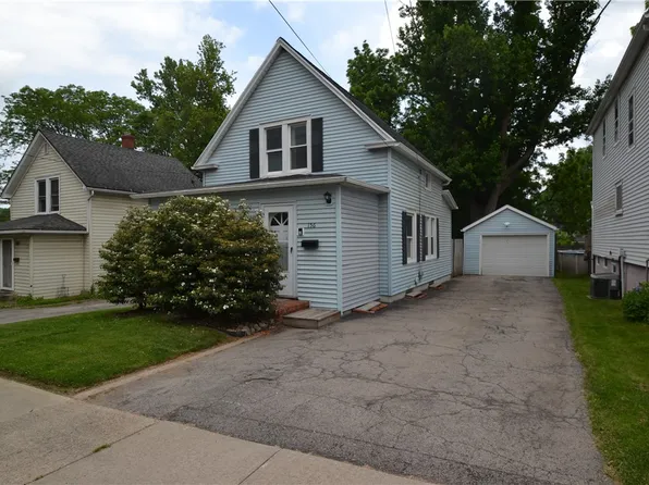156 Parce Ave, Fairport, NY 14450