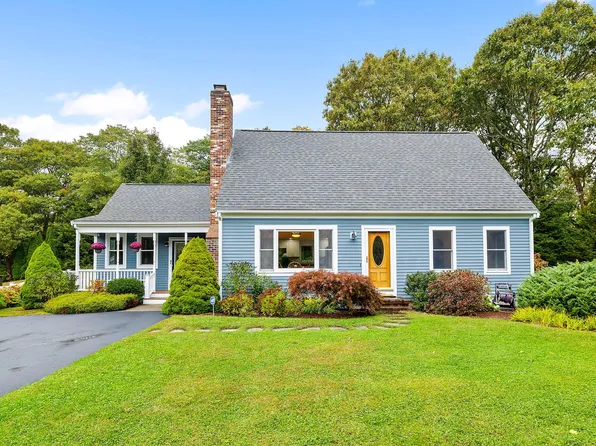 14 Waquoit Farms Drive, East Falmouth, MA 02536