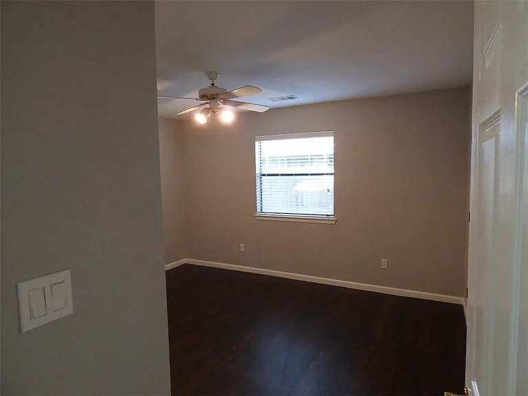 6107 La Mesa St — Photo 15