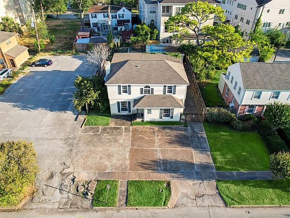 5th image of 2215 Dorrington St