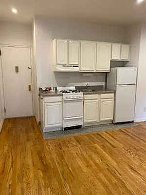 Rented by R New York | media 1