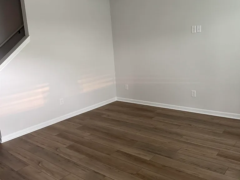2014 Skyline Rd — Photo 7