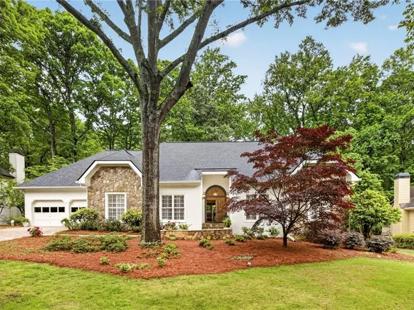 1835 Azalea Springs Trl, Roswell, GA 30075