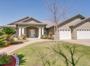 11512 Hyde Park Dr, Bakersfield, CA 93311