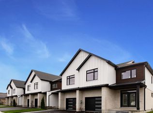 39 Halls Dr, Centre Wellington, ON N0B 1S0