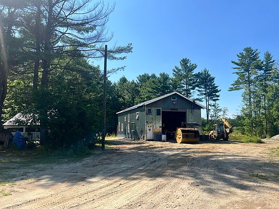 3rd image of 764 Mill Hill Road