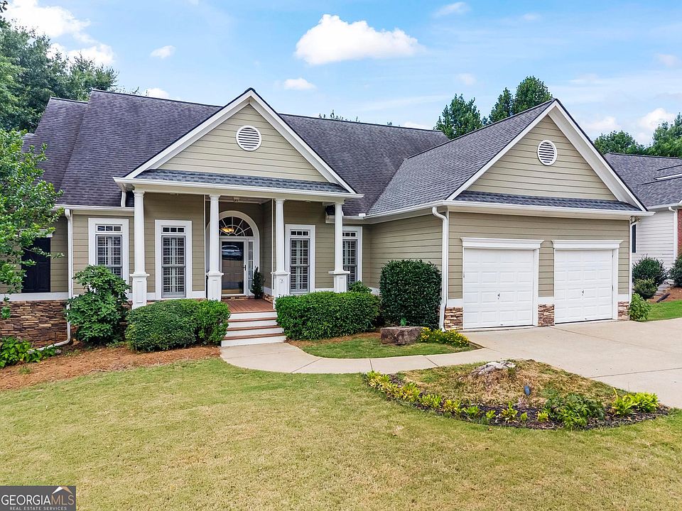 1st image of 203 Glenhaven Way