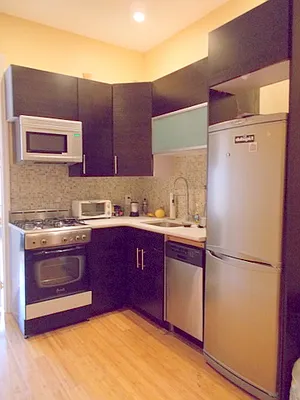 Rented by Citiburg Realty Solutions LLC | media 13