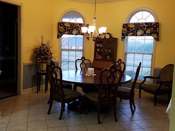 Formal dining area