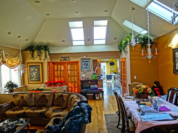 3rd image of 16350 95th St