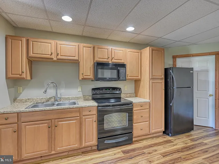 541 W Penn Ave #2 — Photo 3