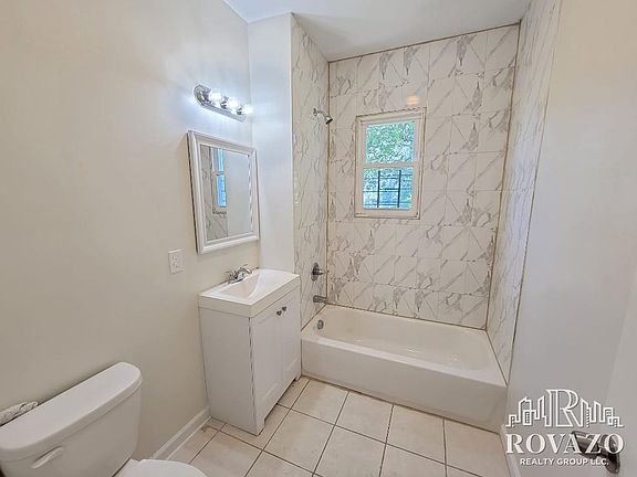 3rd image of 364 21st St Floor 2