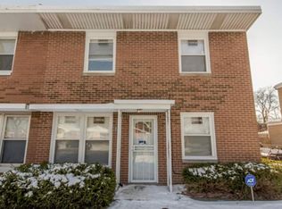 307 W Swann St, Chicago, IL 60609