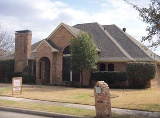 2542 Belmeade Dr, Carrollton, TX 75006