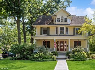 601 Washington Ave, Wilmette, IL