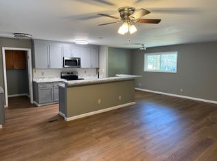 118 Lake Dr, Warner Robins, GA 31088