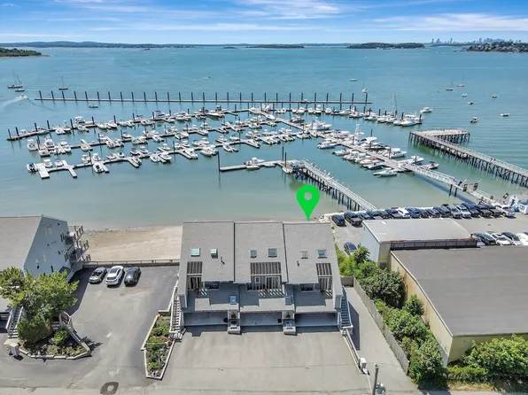 10 Milford St APT 18, Hull, MA 02045