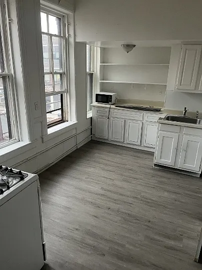 301 High St — Photo 16