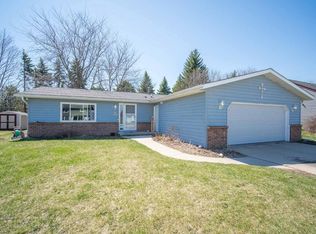 N170W20225 Hunters Rd, Jackson, WI 53037