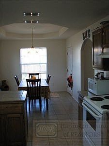 5th image of 613 Eagle Dr