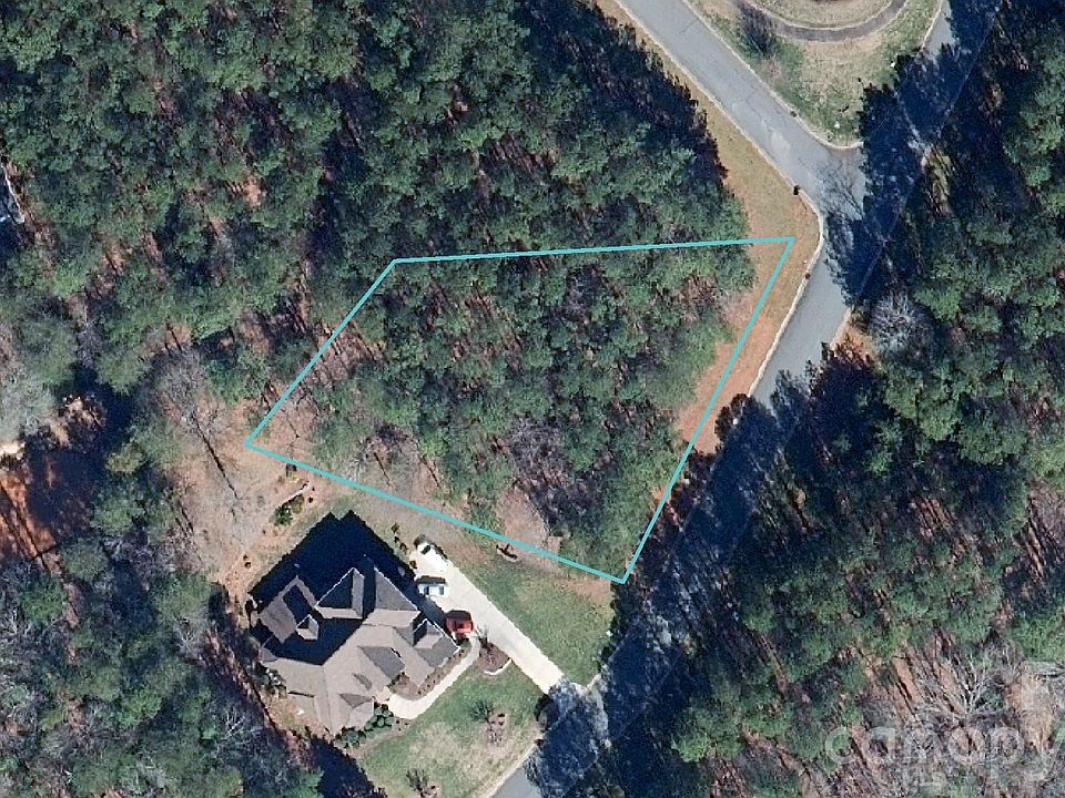 1st image of 3009 Ashwood Park Dr #271