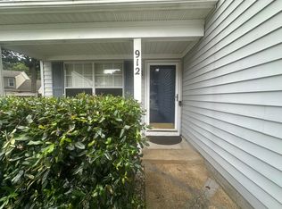 912 Bellgate Ct, Newport News, VA 23602