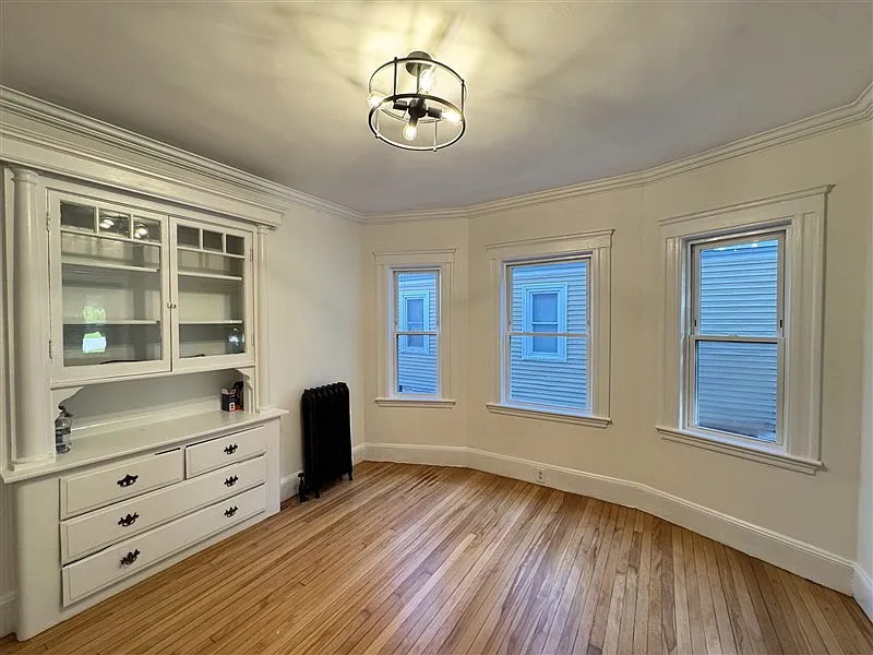 2 bed, 1300 sqft, $3,000 — Photo 4