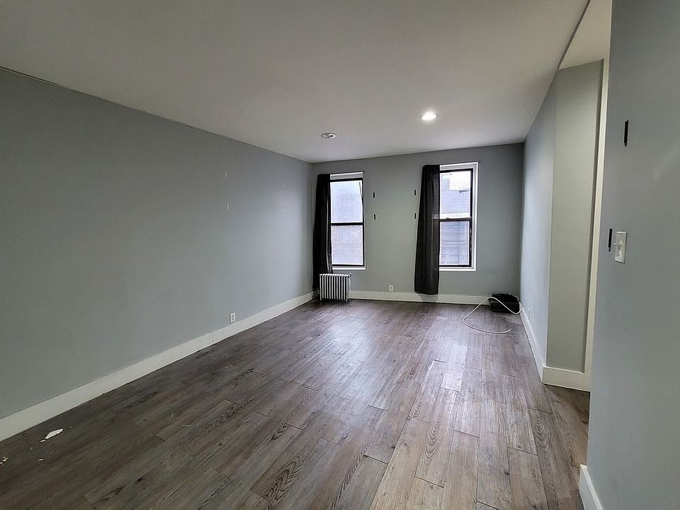 1st image of 214 E 168th St APT D4