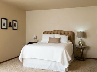 731 Fredrick Ct #B6, Green Bay, WI 54313