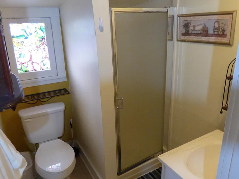 2121 Colby Ave #4 — Photo 9
