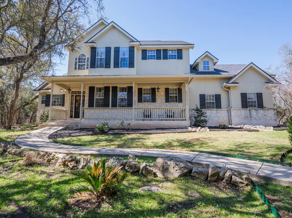 1698 Phantom Rider Trl, Spring Branch, TX 78070