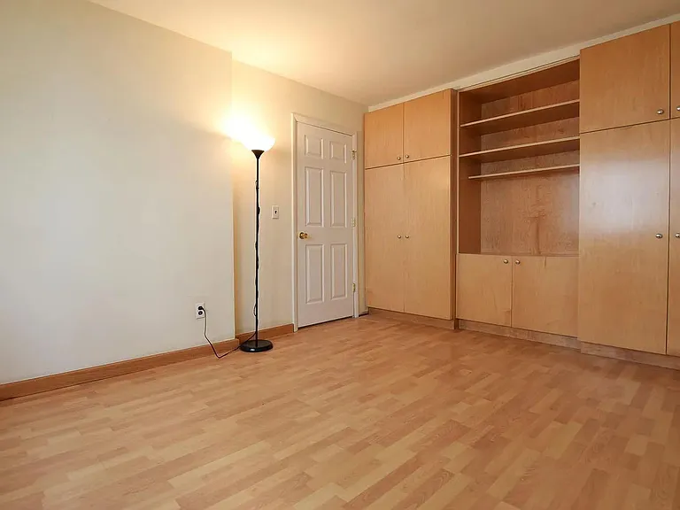 341 Naughton Ave #1F — Photo 7