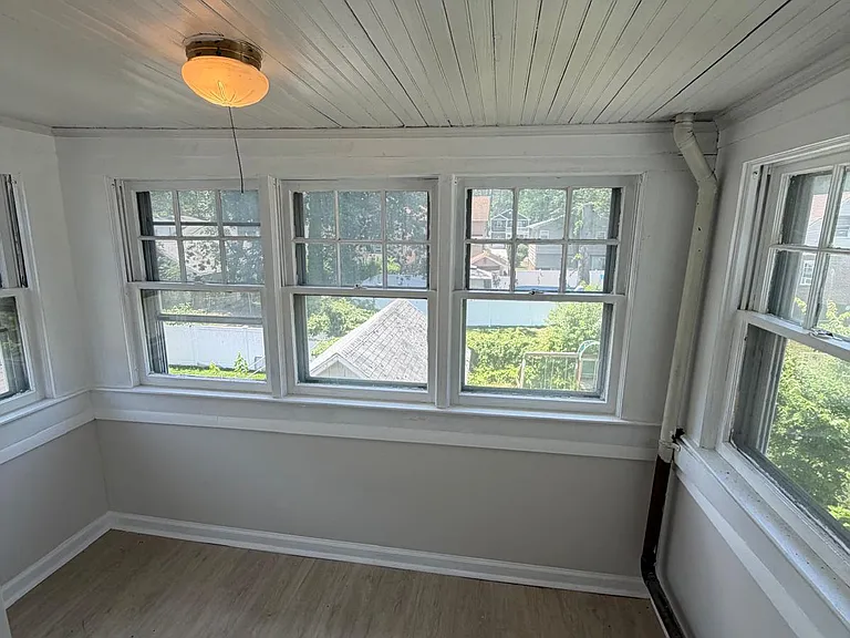 204 Pine St #1A — Photo 8