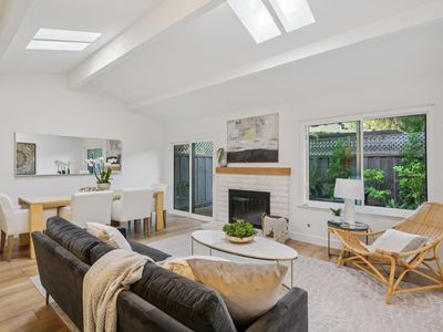 610 Gilbert Ave APT 2, Menlo Park, CA, 94025